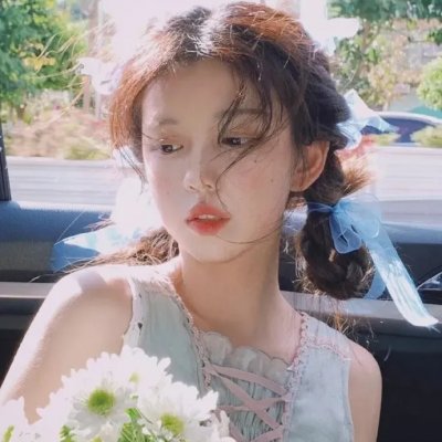 出水红莲
